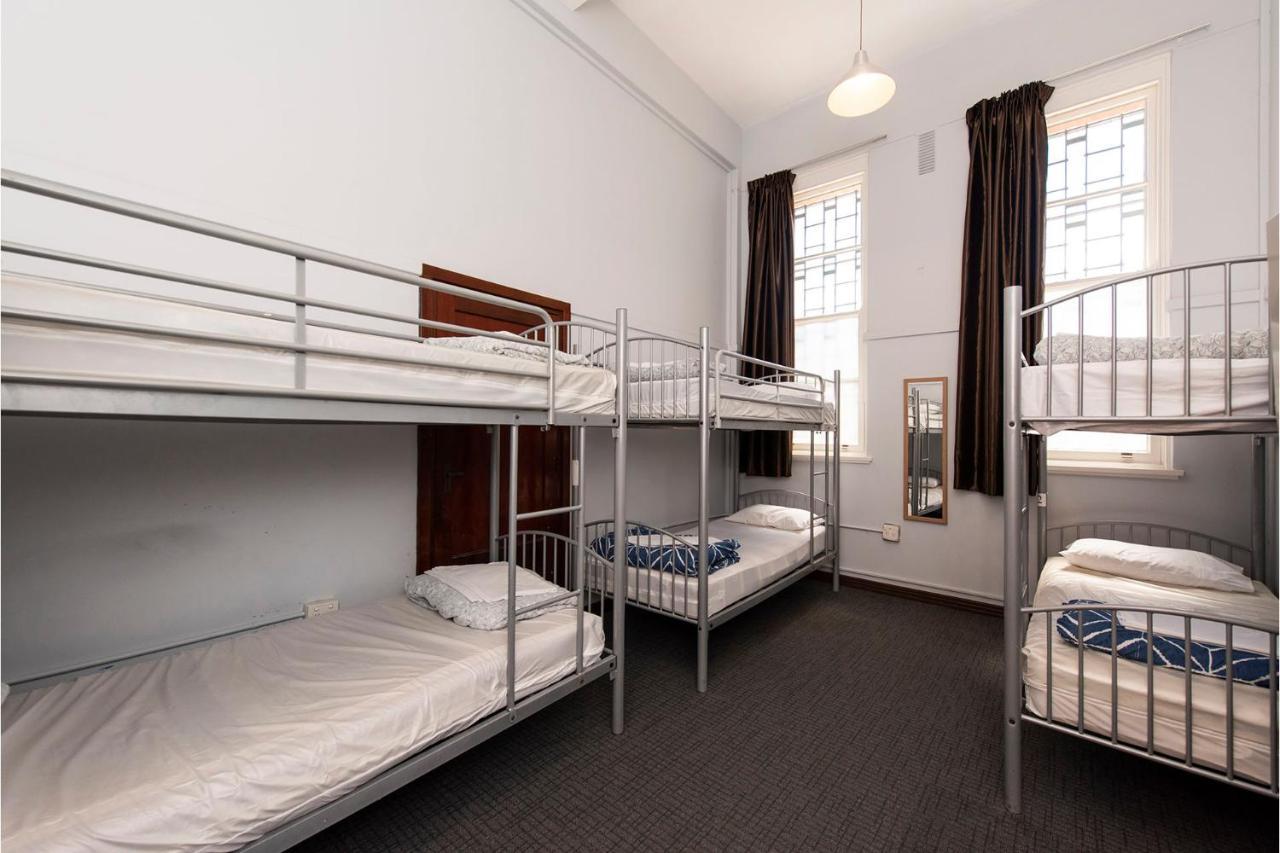 The Old Swan Barracks Hostel Perth Exterior foto